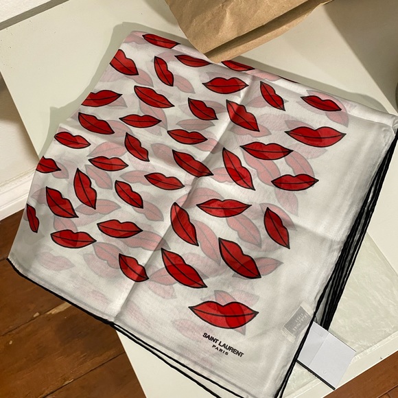 SOLD Authentic YSL Lips ๐ kisses Silk Scarf NWT - Picture 3 of 11